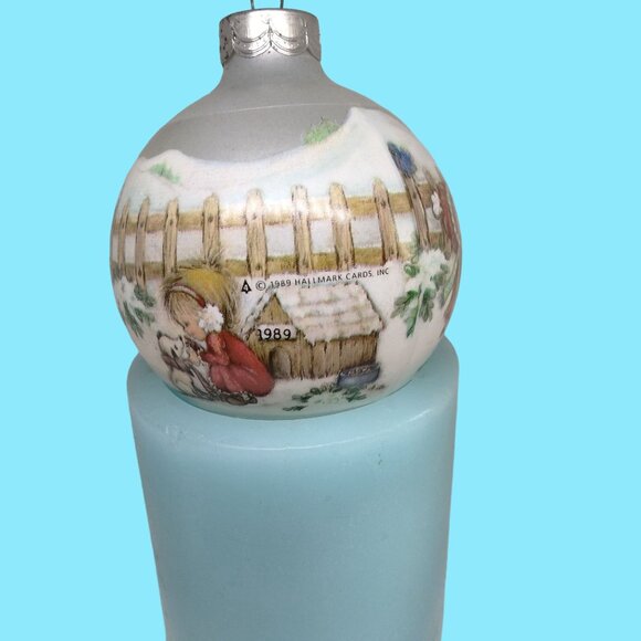 Hallmark Betsey Clark Ornament Glass Fun Friendship Christmas Season Brings 1989 - Picture 5 of 9